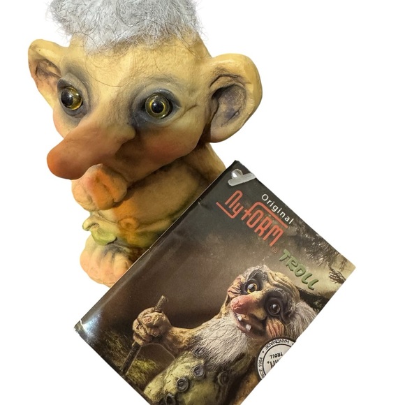 Ny Form Troll "Trollbaby" Sucking Thumb  #075 New with Tag  3.5" Tall Norwegian - Picture 5 of 8
